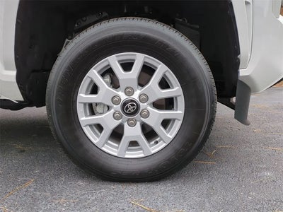 2024 Toyota Tacoma 4X2 SR 4DR Double Cab 5.0 FT SB