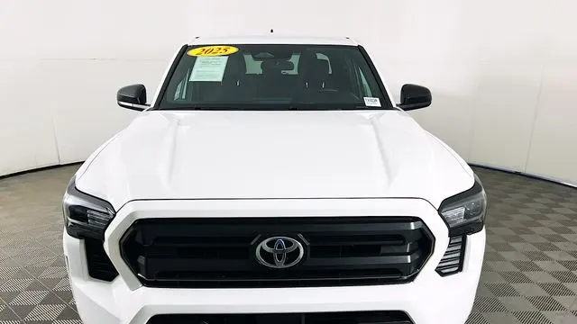 2025 Toyota Tacoma SR