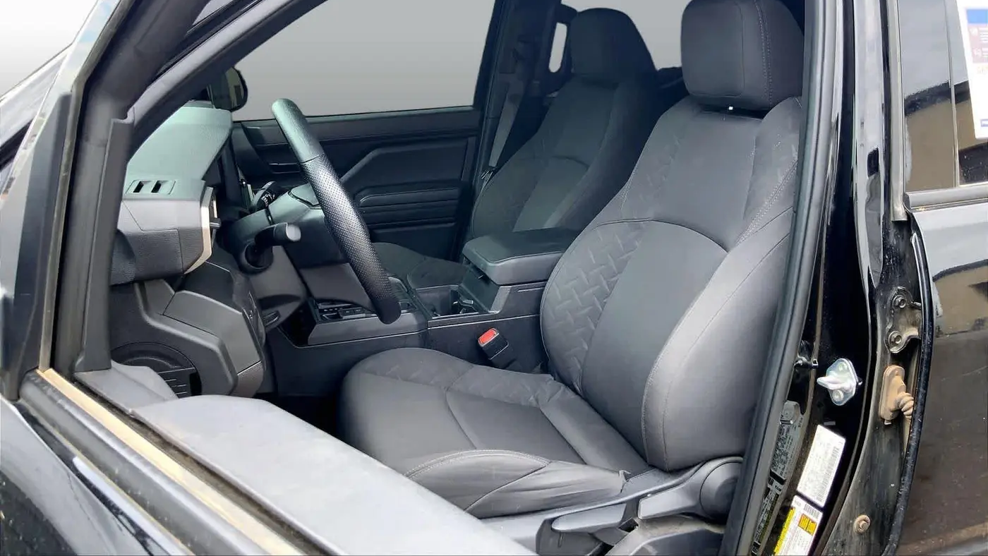 2025 Toyota Tacoma SR