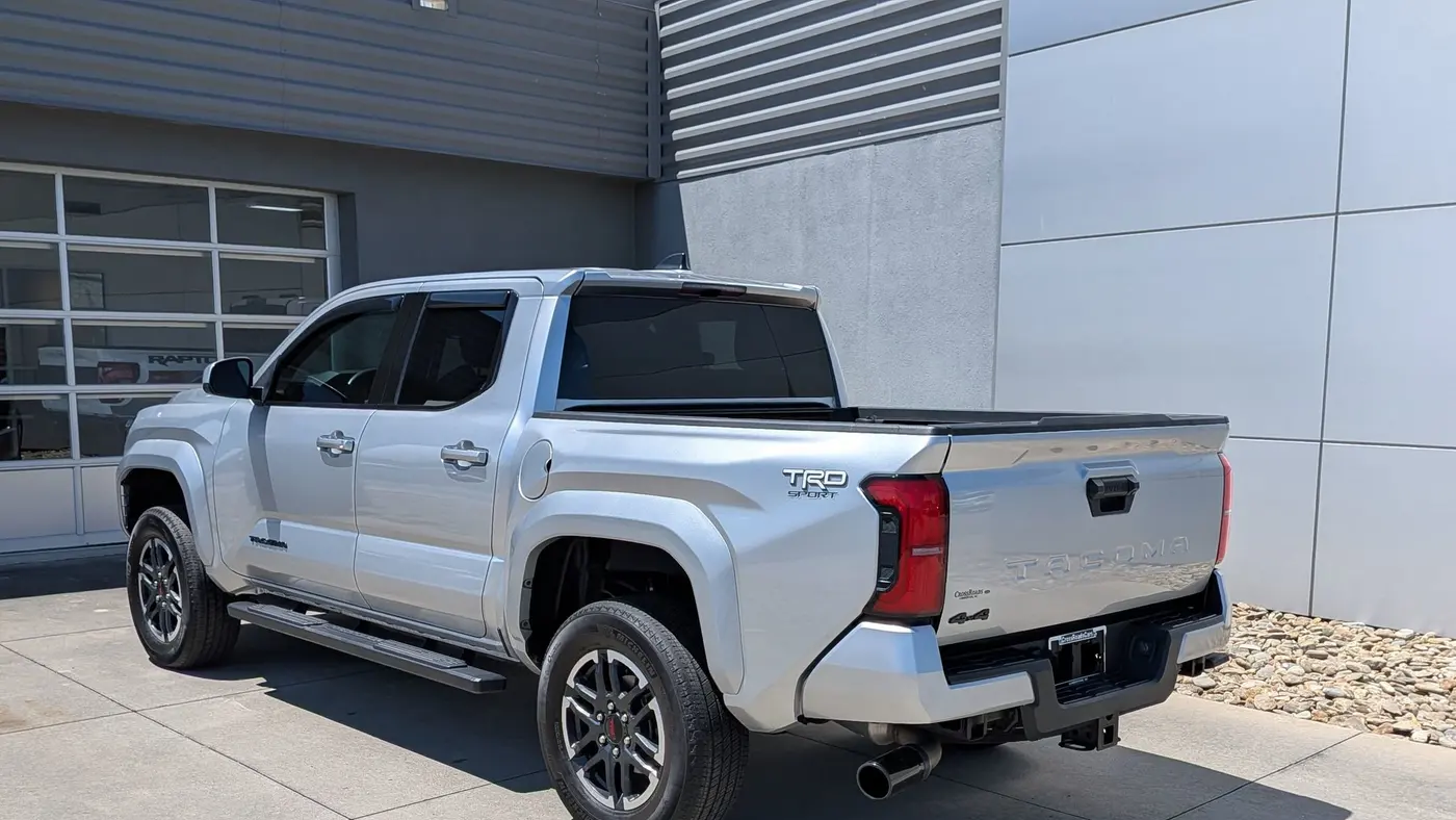 2024 Toyota Tacoma SR5
