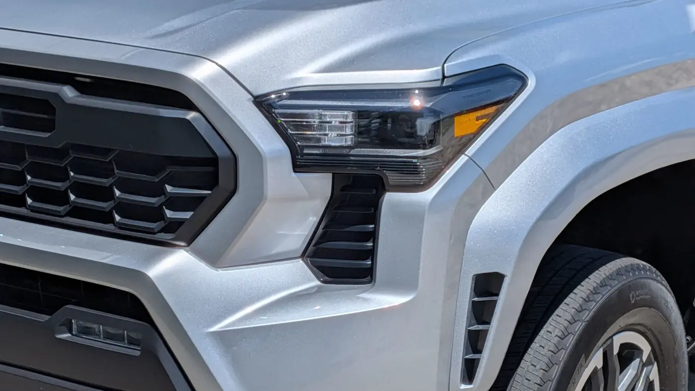2024 Toyota Tacoma SR5
