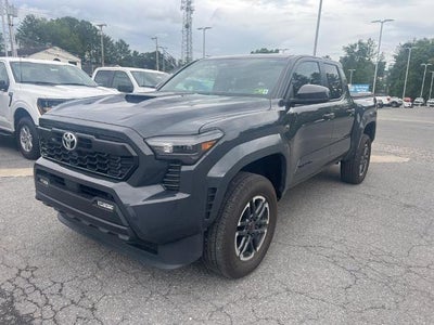 2024 Toyota Tacoma 4X4 TRD Sport 4DR Double Cab 5.0 FT SB 8A