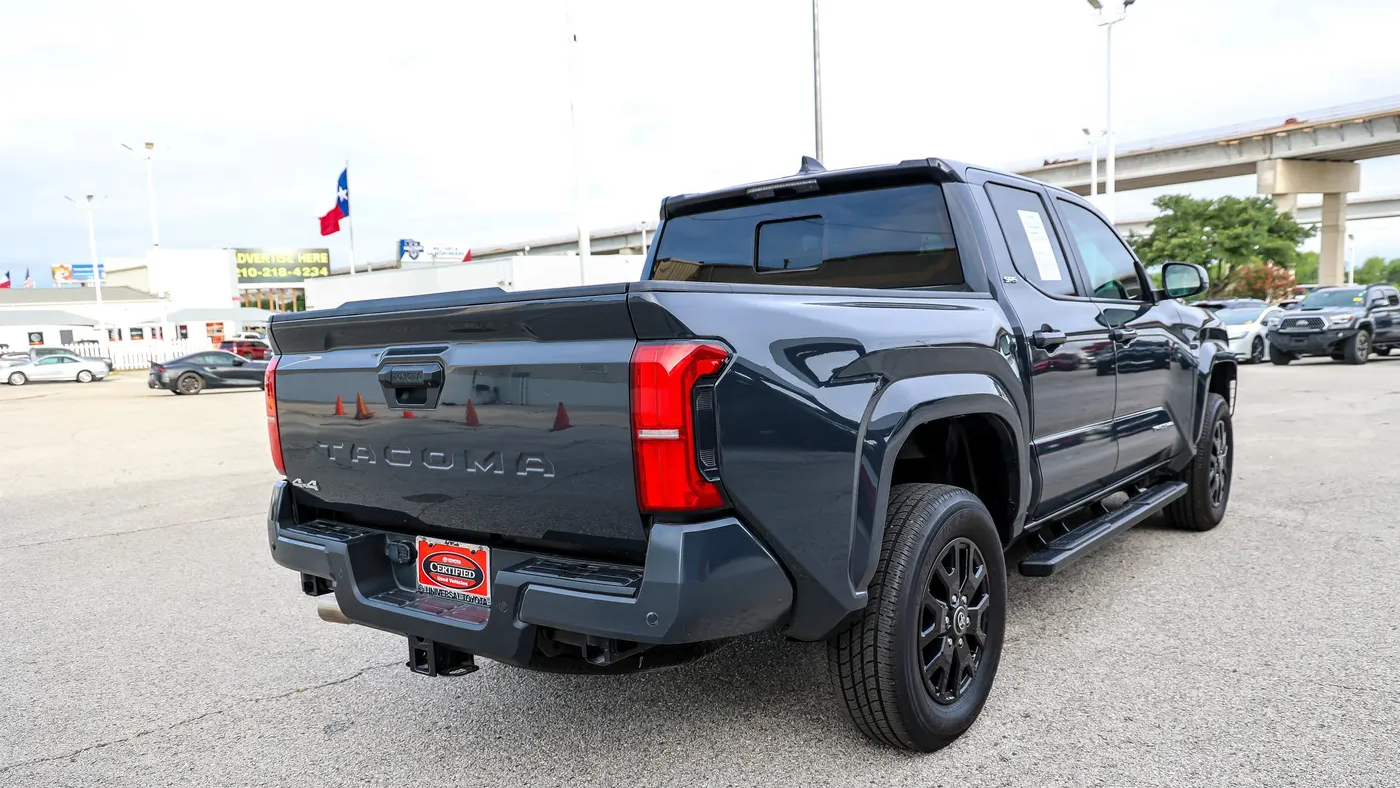2025 Toyota Tacoma SR5