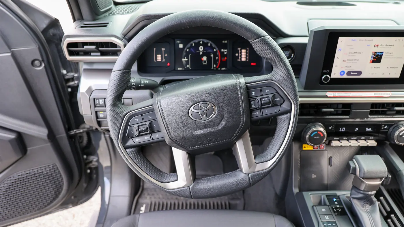 2025 Toyota Tacoma SR5