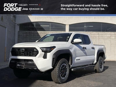 2024 Toyota Tacoma 4X4 TRD Off-Road 4DR Double Cab 5.0 FT SB 8A