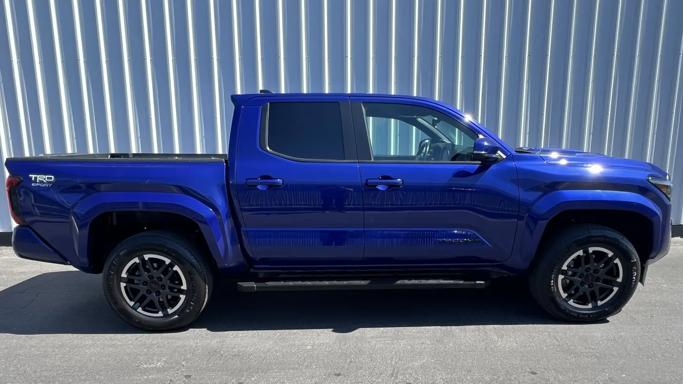 2024 Toyota Tacoma TRD Off-Road