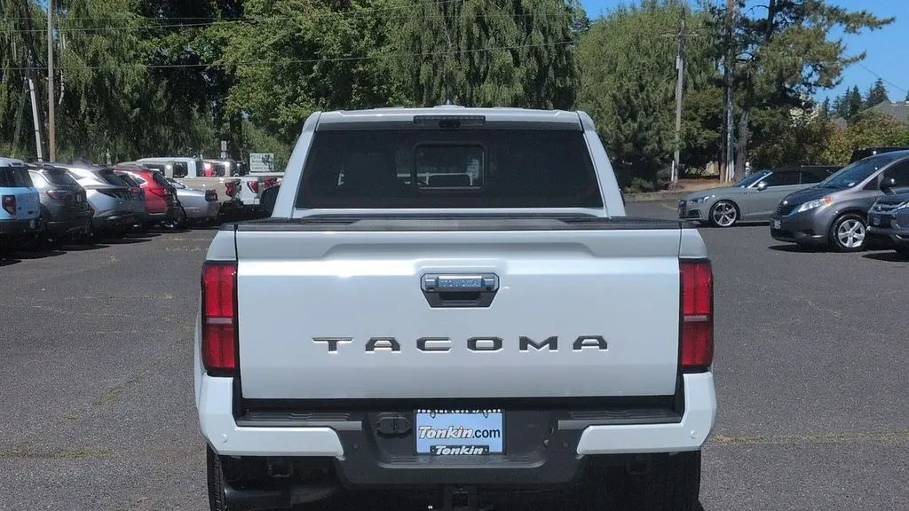 2024 Toyota Tacoma SR5