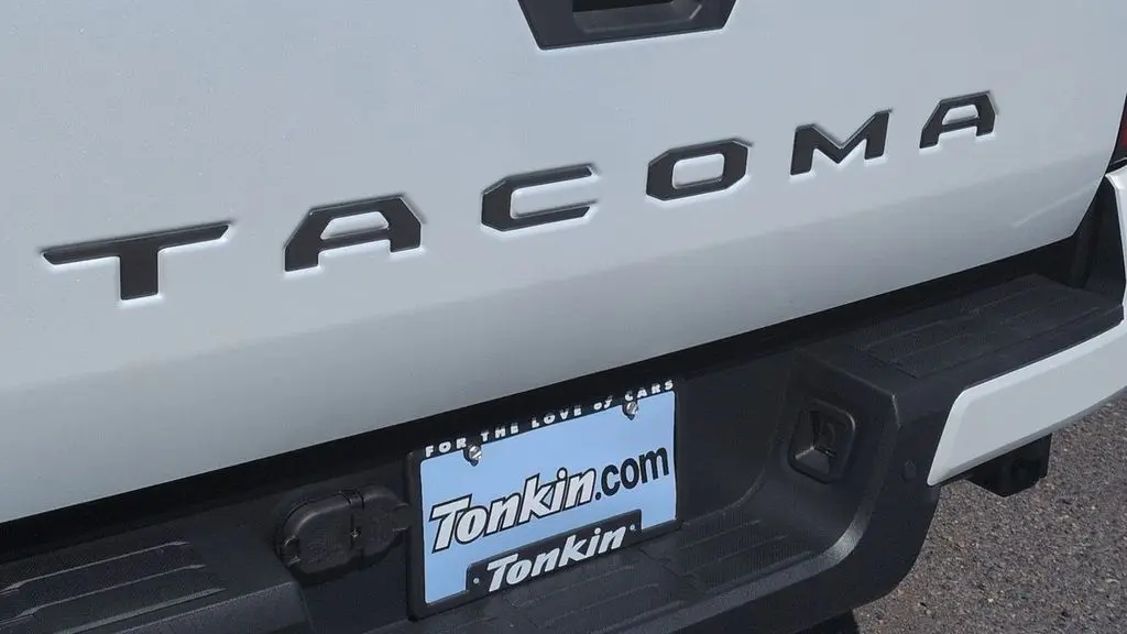2024 Toyota Tacoma SR5