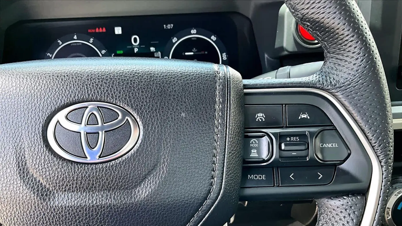 2025 Toyota Tacoma TRD Sport