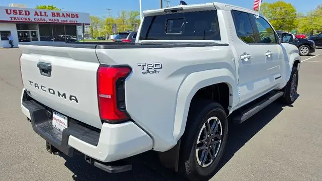 2024 Toyota Tacoma TRD Sport