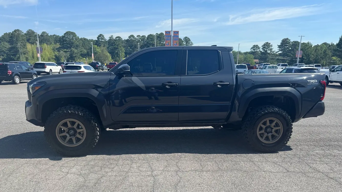 2024 Toyota Tacoma SR5