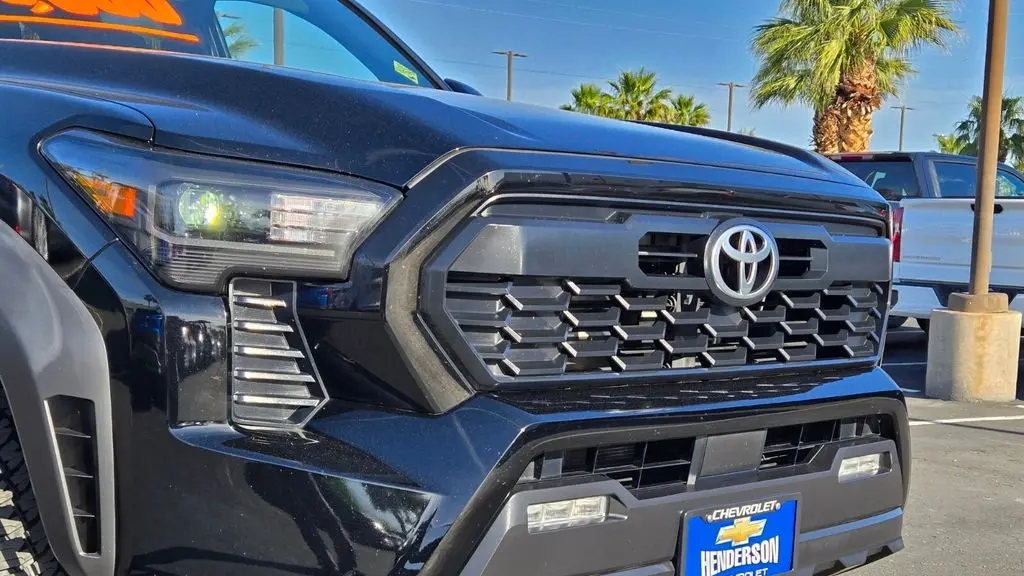 2024 Toyota Tacoma SR5