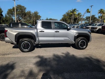 2024 Toyota Tacoma 4X4 TRD Off-Road 4DR Double Cab 5.0 FT SB 8A