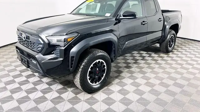2024 Toyota Tacoma TRD Off-Road