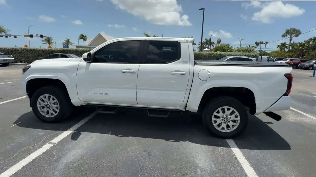 2024 Toyota Tacoma SR5
