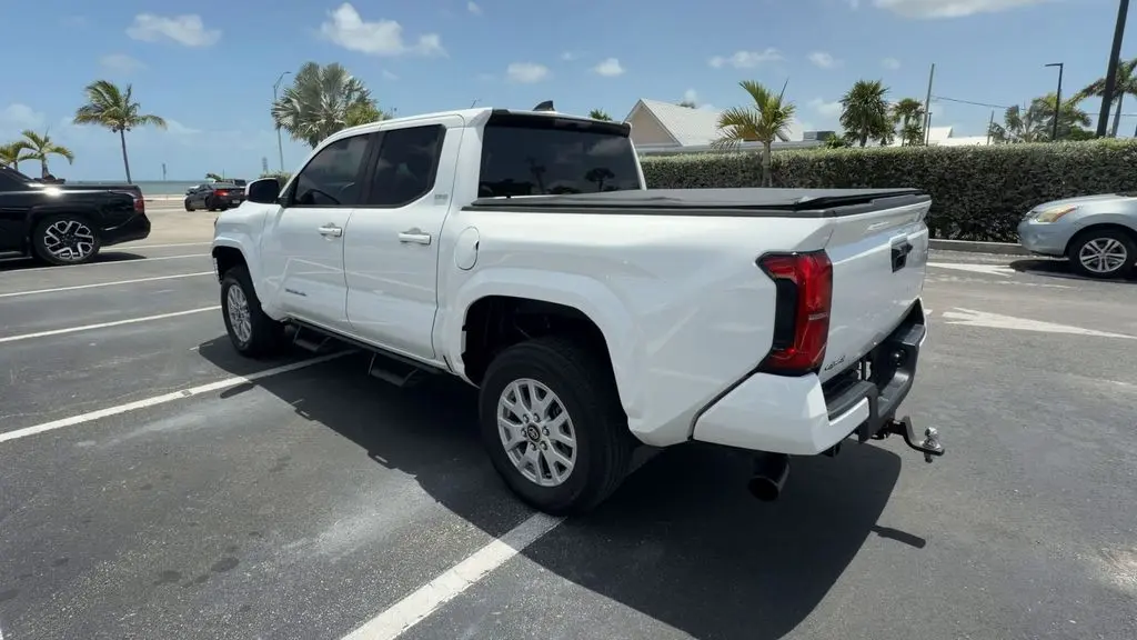 2024 Toyota Tacoma SR5