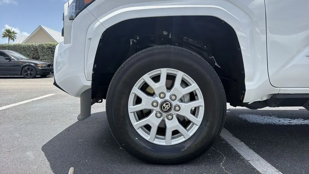 2024 Toyota Tacoma SR5