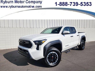 2024 Toyota Tacoma 4X4 TRD Off-Road 4DR Double Cab 5.0 FT SB 8A