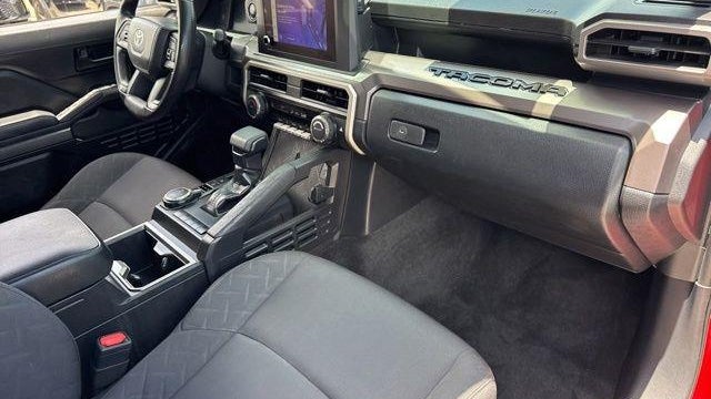 2025 Toyota Tacoma SR5
