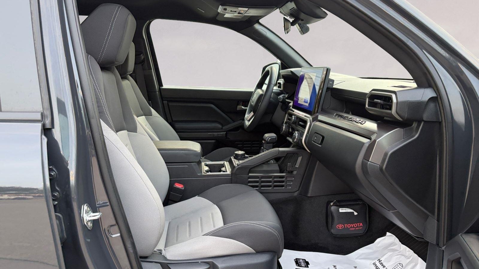 2025 Toyota Tacoma TRD Off-Road HV