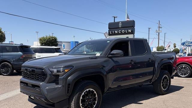 2025 Toyota Tacoma TRD Sport HV