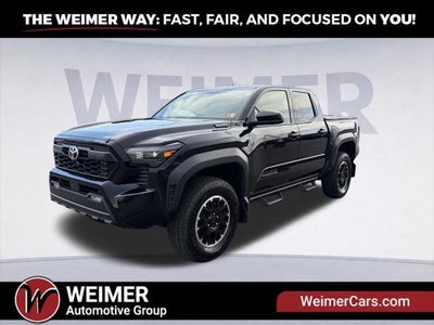 2025 Toyota Tacoma 4X4 TRD Sport HV 4DR Double Cab 5.0 FT SB