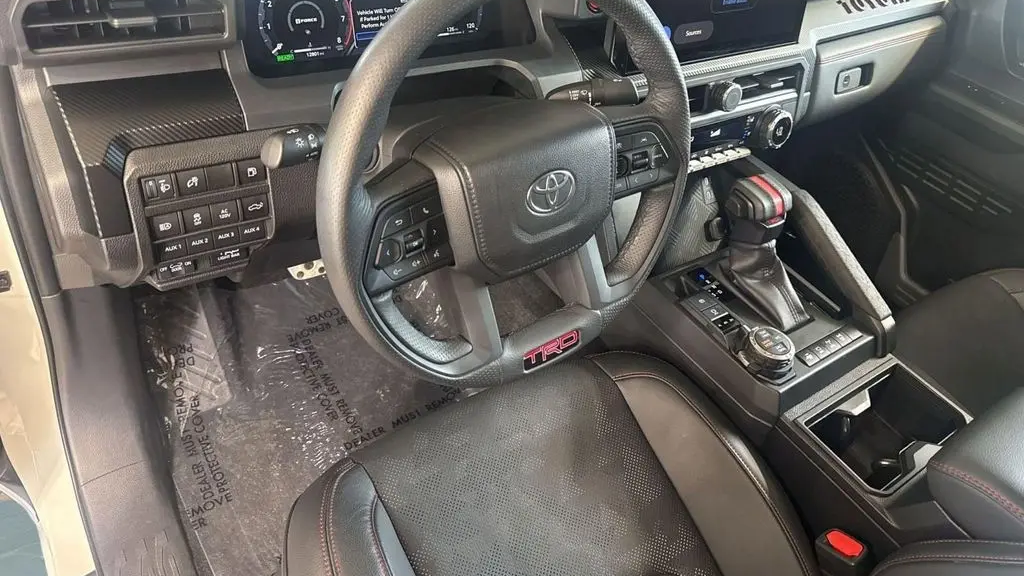 2025 Toyota Tacoma TRD Sport HV