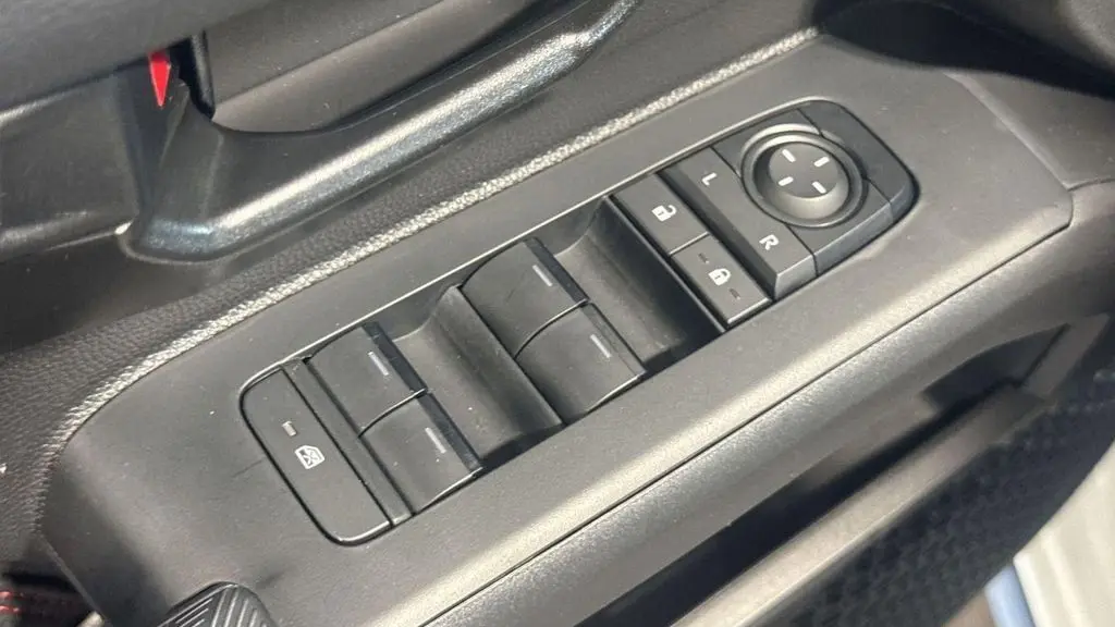 2025 Toyota Tacoma TRD Sport HV