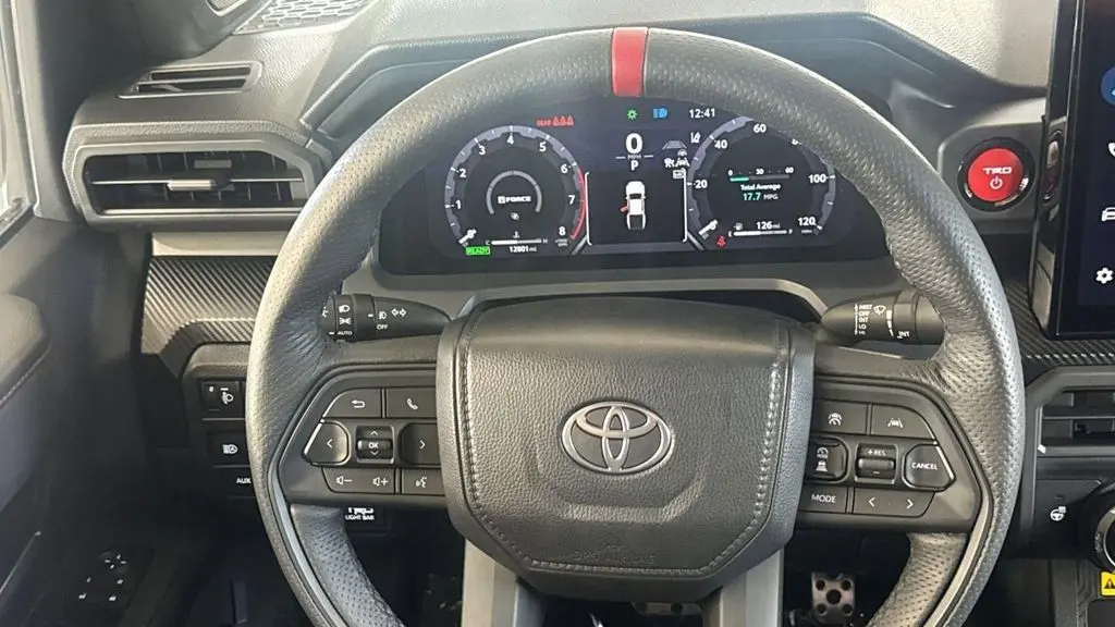 2025 Toyota Tacoma TRD Sport HV