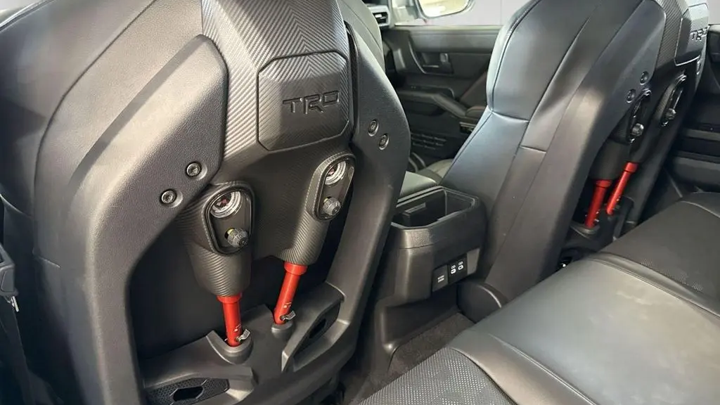 2025 Toyota Tacoma TRD Sport HV