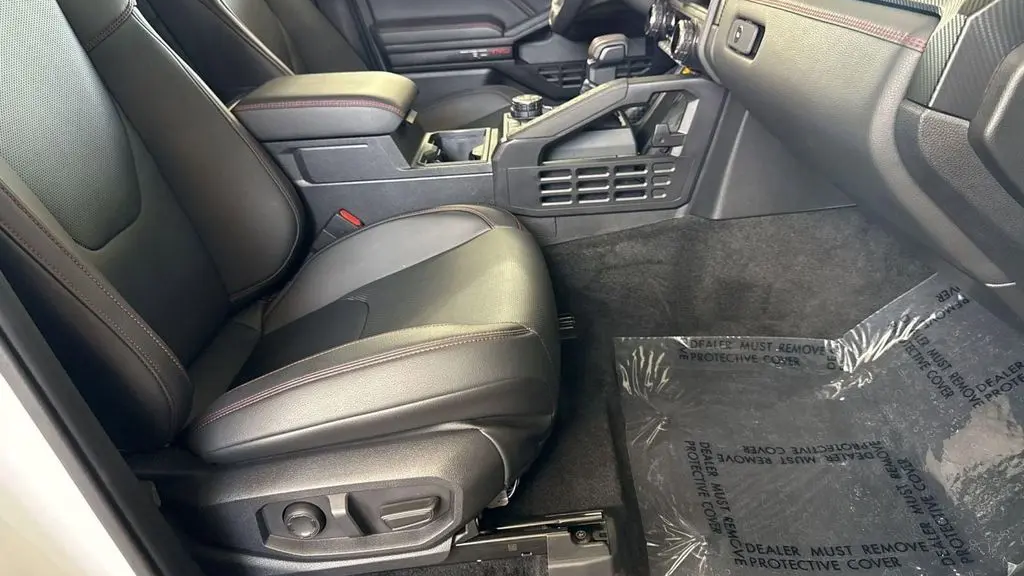 2025 Toyota Tacoma TRD Sport HV