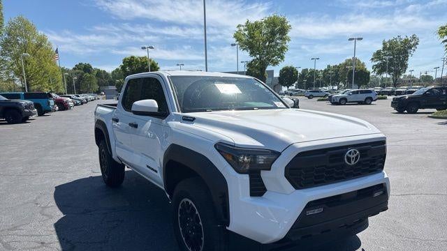 2025 Toyota Tacoma Trailhunter HV