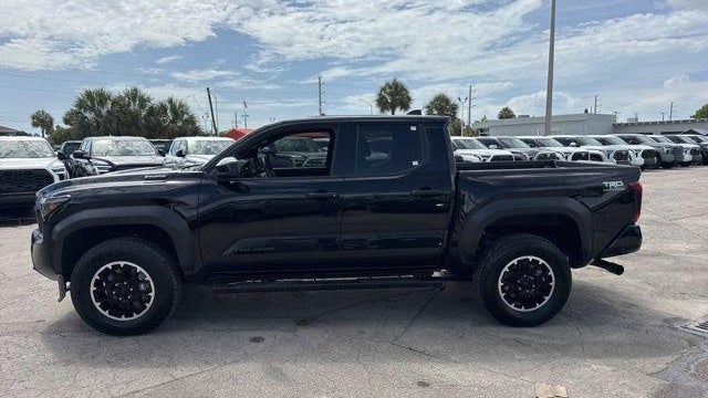 2025 Toyota Tacoma Trailhunter HV