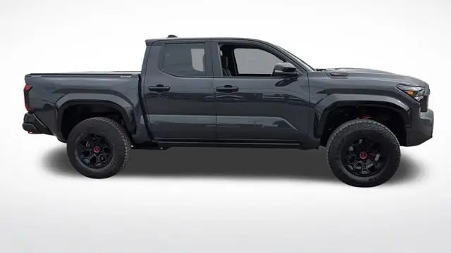 2024 Toyota Tacoma TRD Sport HV