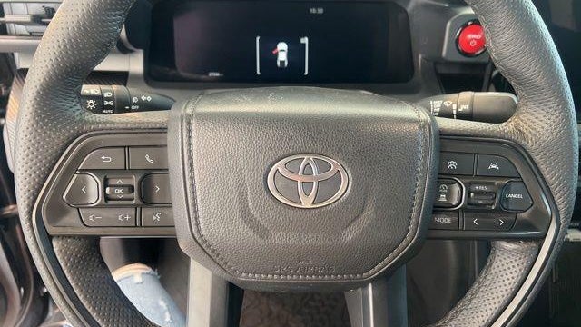 2025 Toyota Tacoma Trailhunter HV
