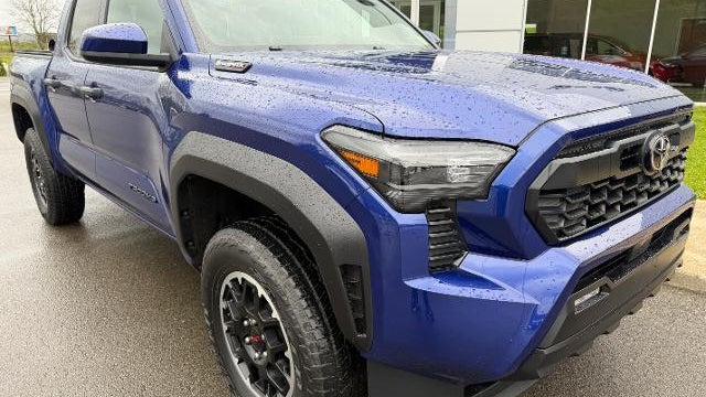 2025 Toyota Tacoma TRD Sport HV