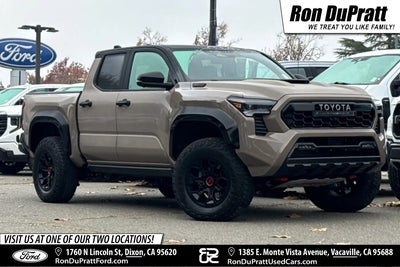 2025 Toyota Tacoma 4X4 TRD Sport HV 4DR Double Cab 5.0 FT SB