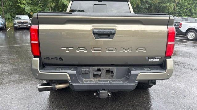 2025 Toyota Tacoma TRD Sport HV