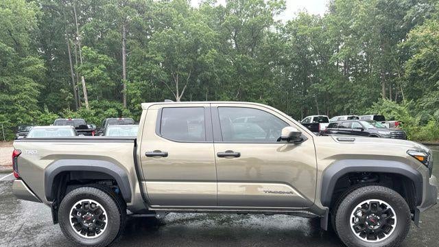 2025 Toyota Tacoma TRD Sport HV