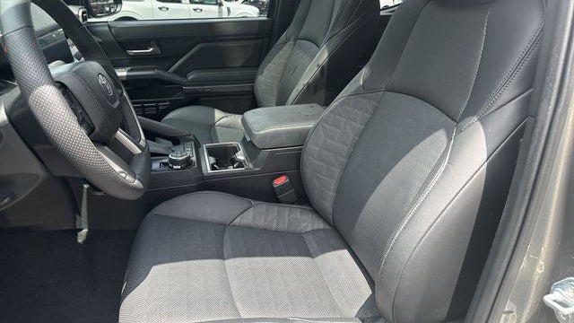 2025 Toyota Tacoma TRD Sport HV