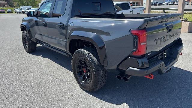 2025 Toyota Tacoma TRD Sport HV