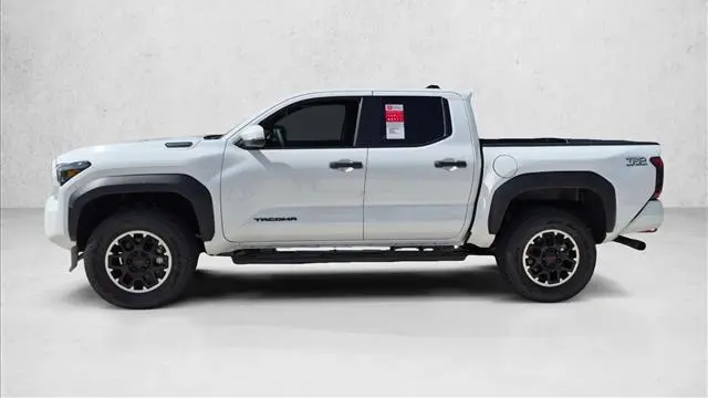 2026 Toyota Tacoma TRD Sport HV
