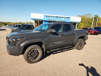 2024 Toyota Tacoma 4X4 TRD Sport HV 4DR Double Cab 5.0 FT SB