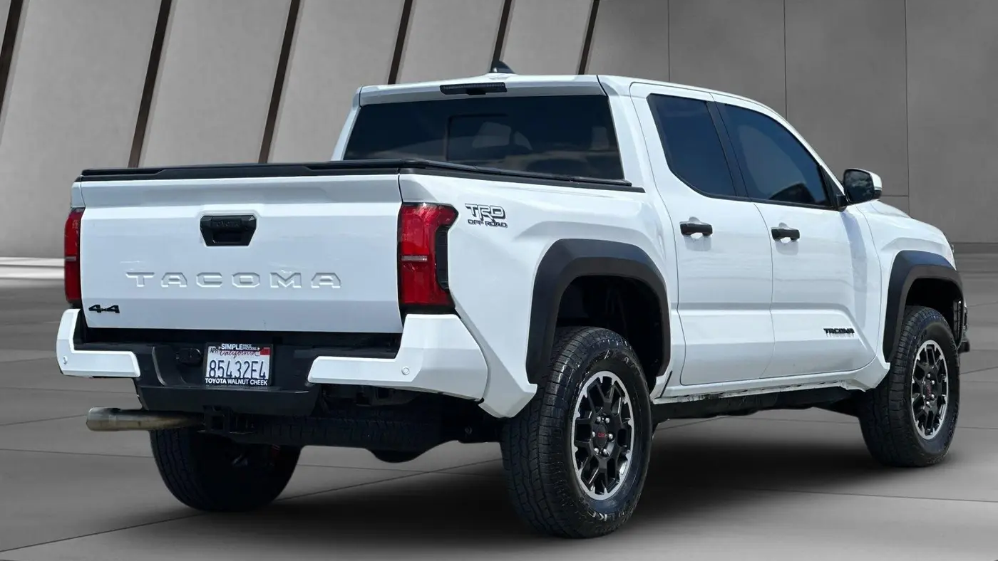 2024 Toyota Tacoma TRD Sport HV