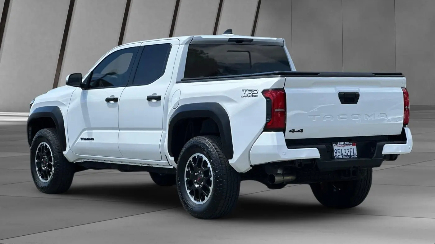 2024 Toyota Tacoma TRD Sport HV