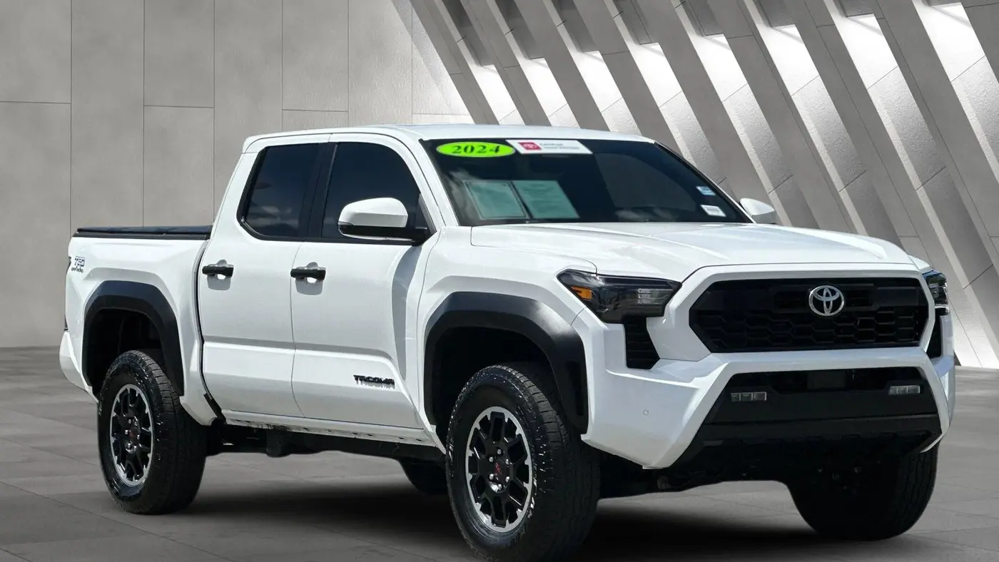 2024 Toyota Tacoma TRD Sport HV