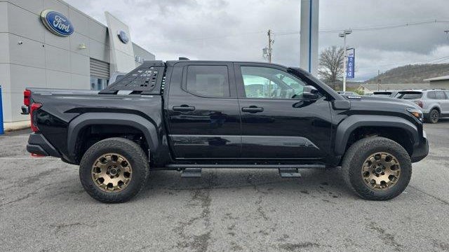 2025 Toyota Tacoma TRD Sport HV