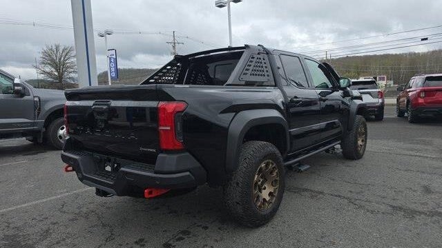 2025 Toyota Tacoma TRD Sport HV
