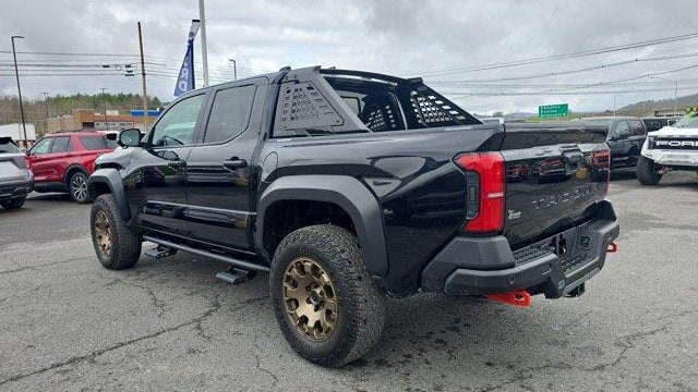 2025 Toyota Tacoma TRD Sport HV