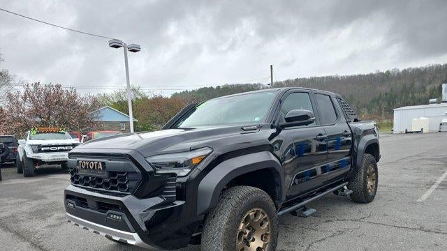 2025 Toyota Tacoma TRD Sport HV